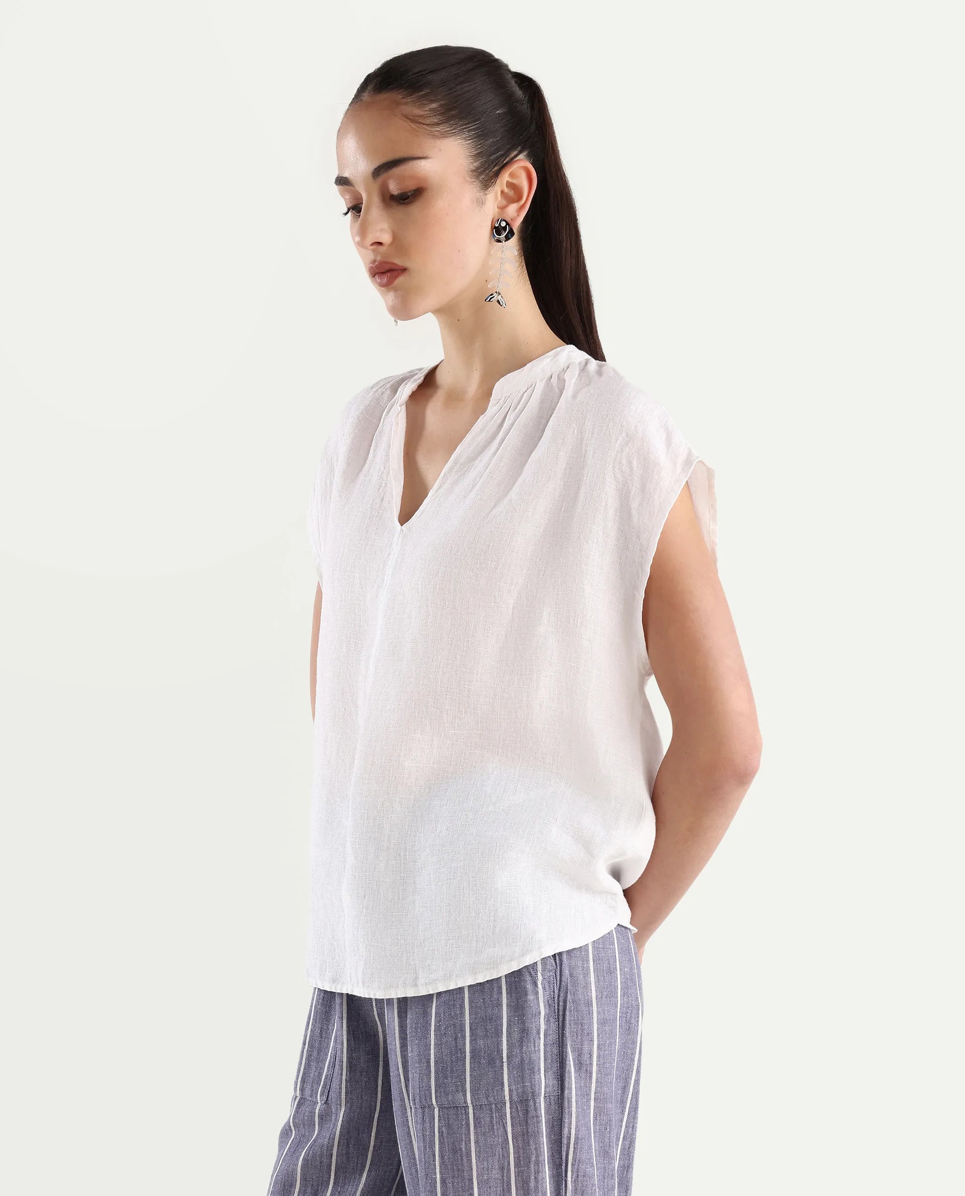 Rareism Women's Nenso White Linen Extended Sleeves Mandarin Collar Relaxed Fit Plain Top