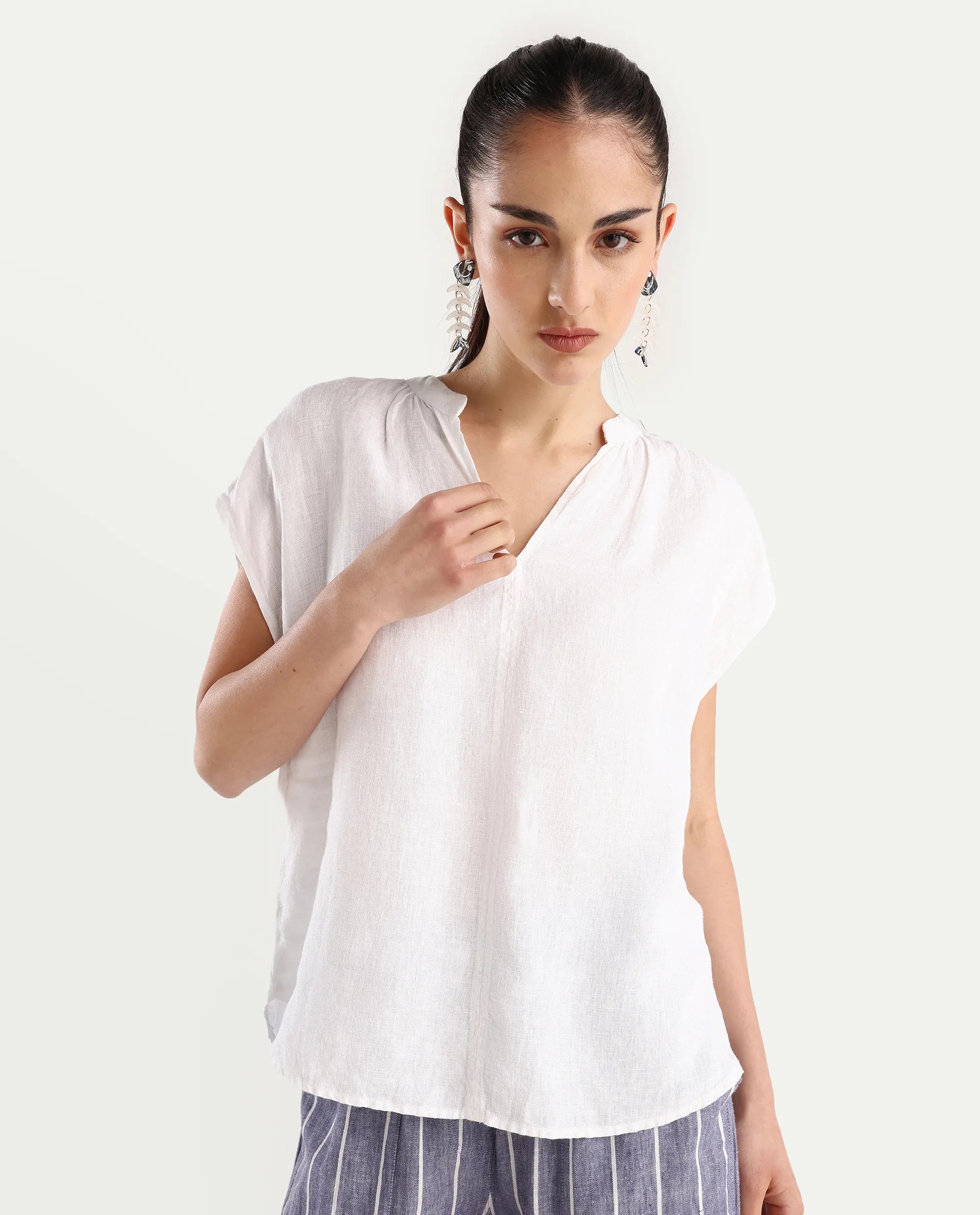 Rareism Women's Nenso White Linen Extended Sleeves Mandarin Collar Relaxed Fit Plain Top