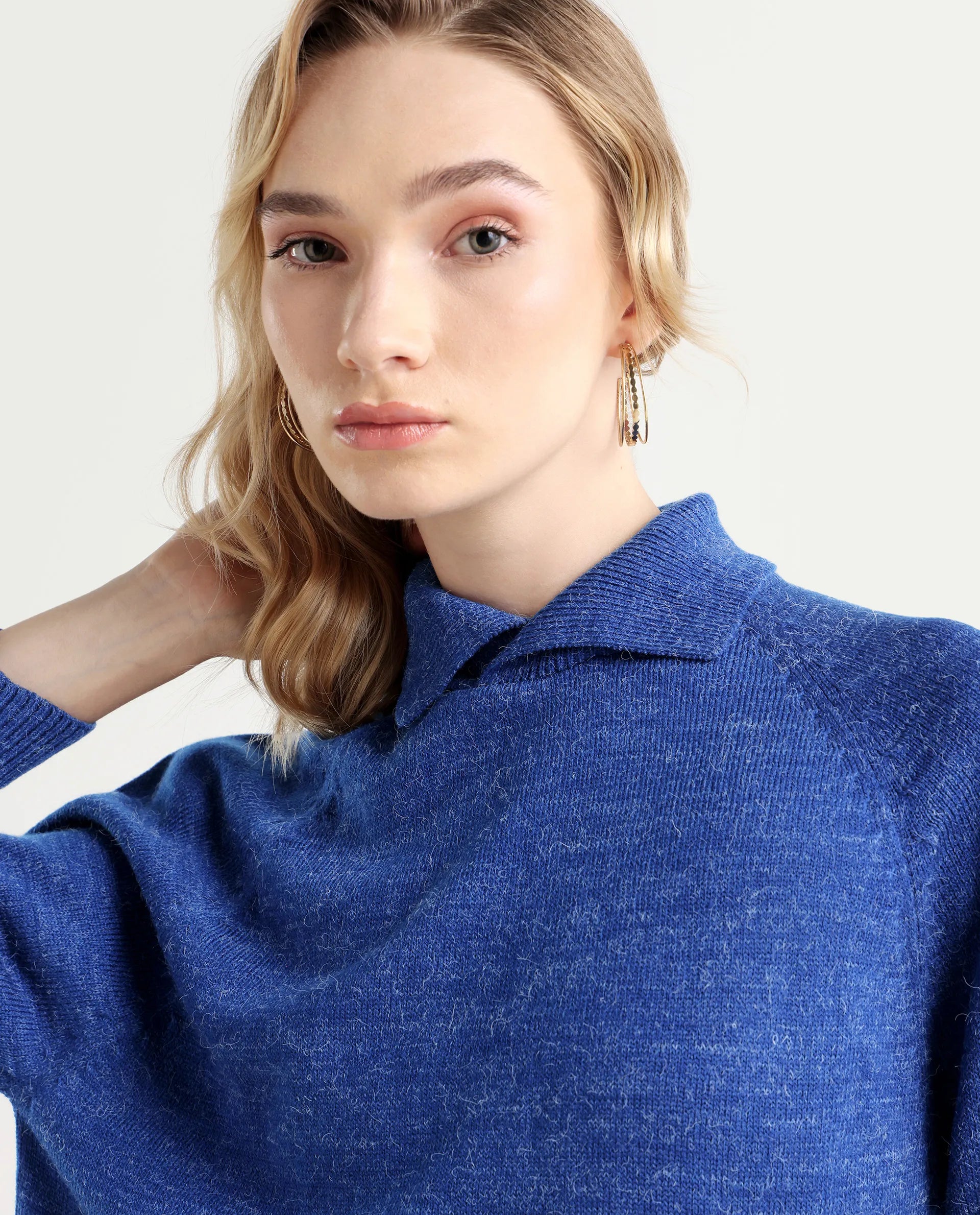 Rareism Women's Polish Blue Acrylic Spread Collar Plain Knee Length Regular Fit Sweater