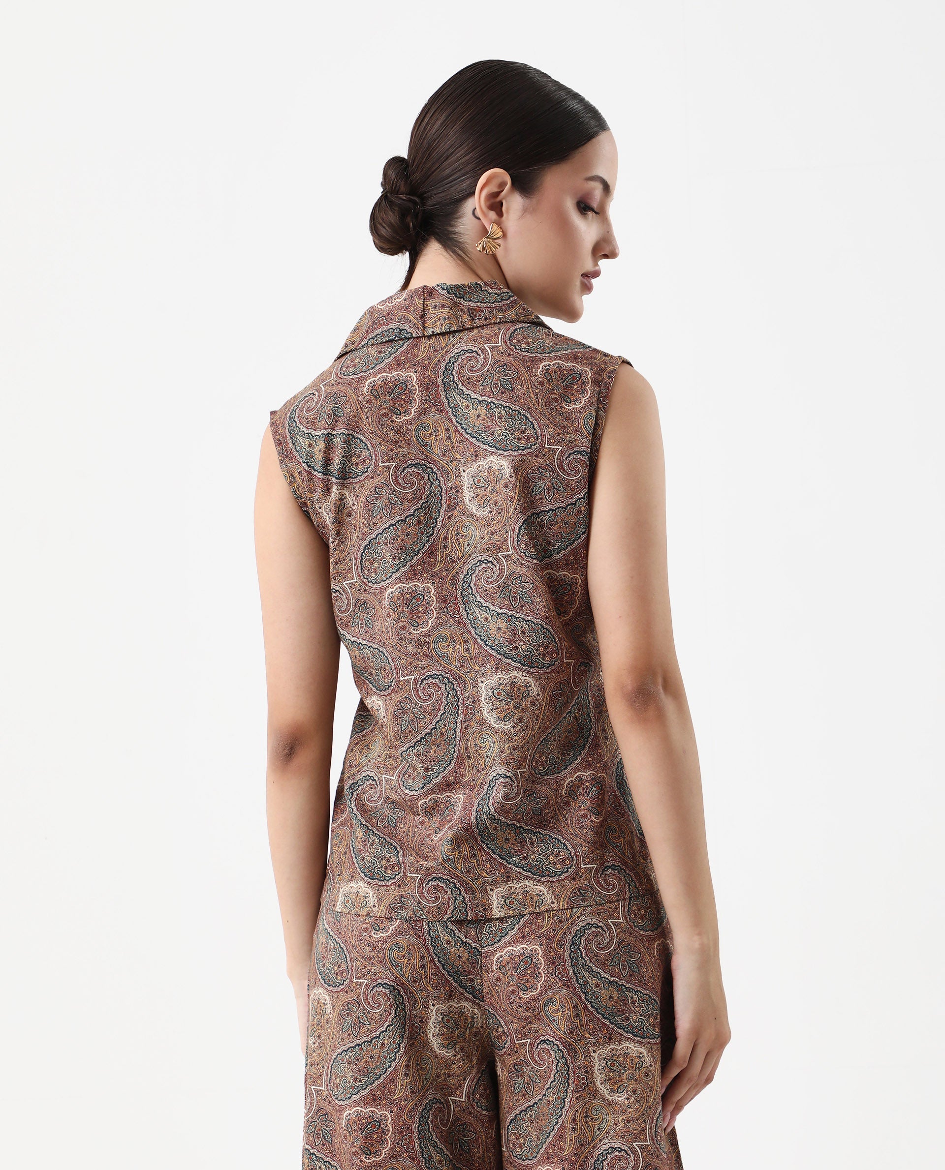 Rareism Women's Ronoro-T Multi Cotton Spread Collar Paisley Print Sleeveless Boxy Fit Top