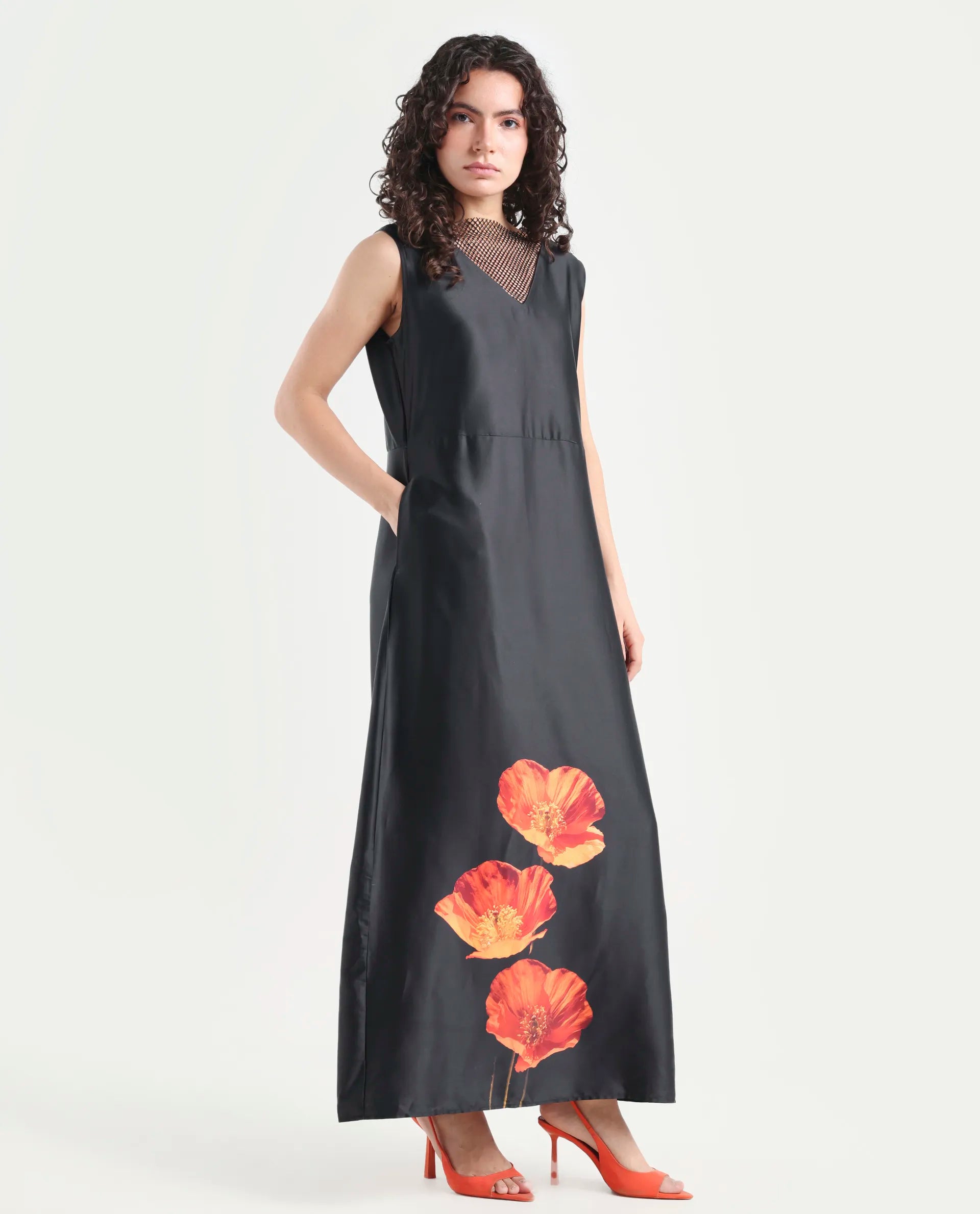 Rareism Women's Rost Black Polyester Collarless Floral Print Sleeveless Maxi Regular Fit Dress