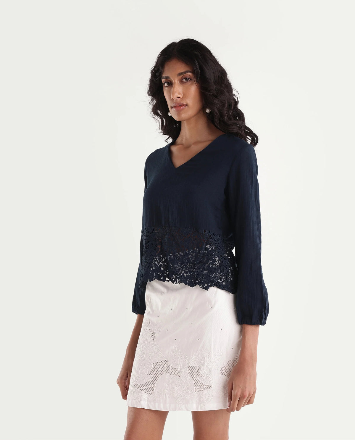 Rareism Women's Sinloao-N Dark Navy Cotton V-Neck Blouse Woven Design Top