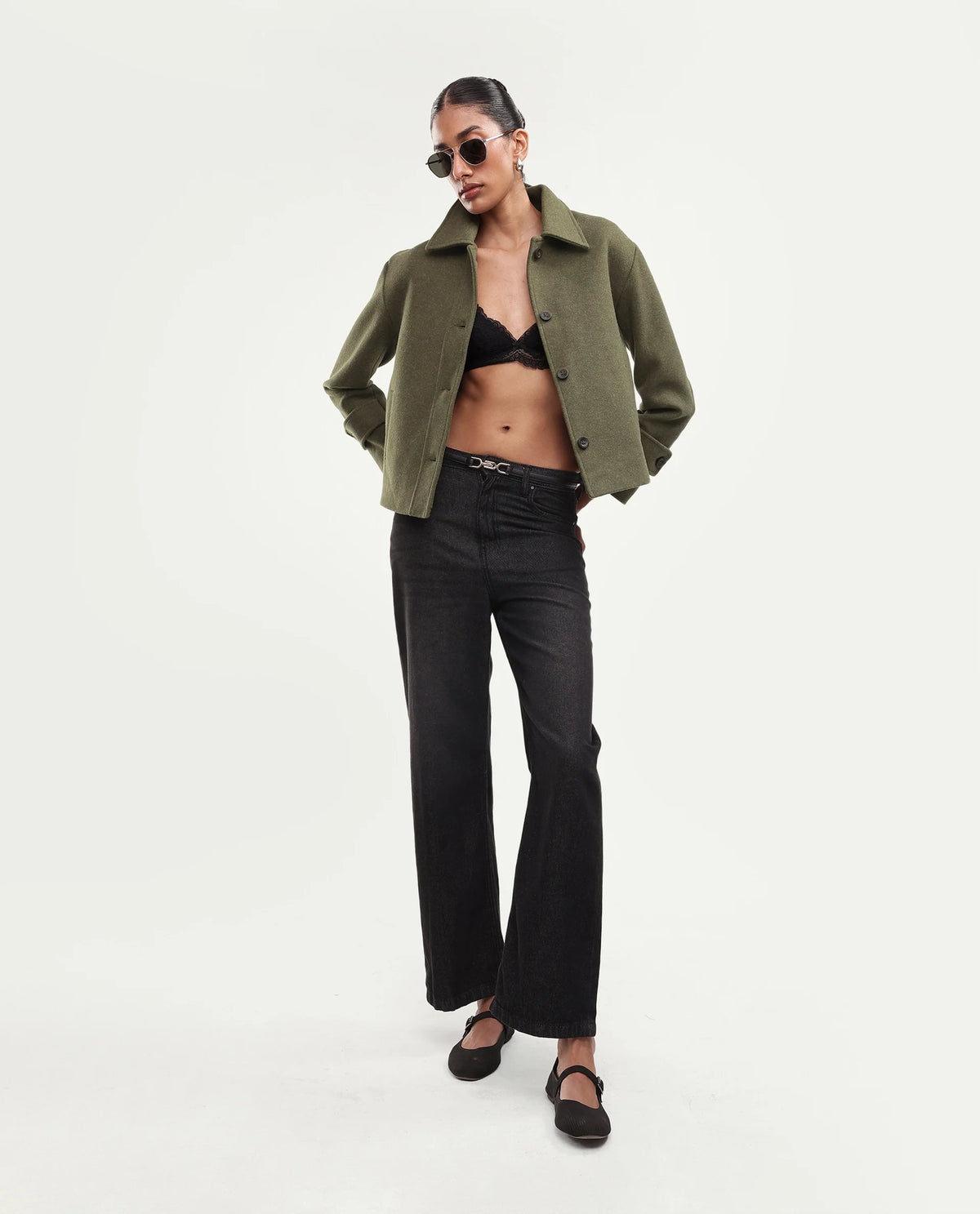 Rareism Women's Nikzoaw26 Green Polyester Blend Spread Collar Button Relaxed Plain Jacket