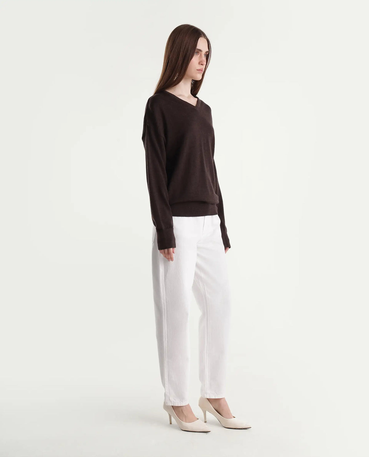 Rareism Women's Barol-5 White Cotton Shank And Zipper Ankle Barrel Plain Jeans