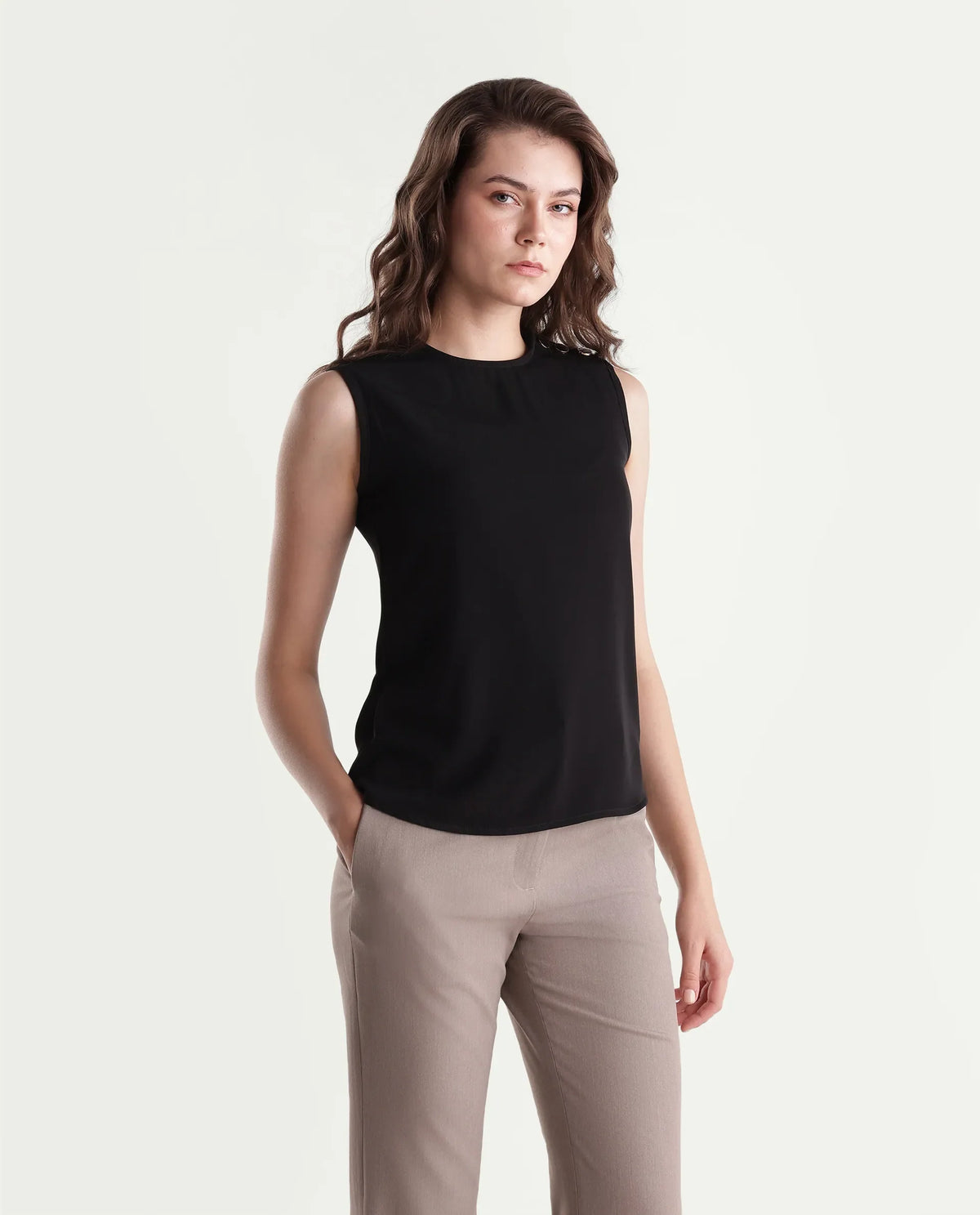 Rareism Women's Qilo Black Polyester Crew Neck Regular Plain Top