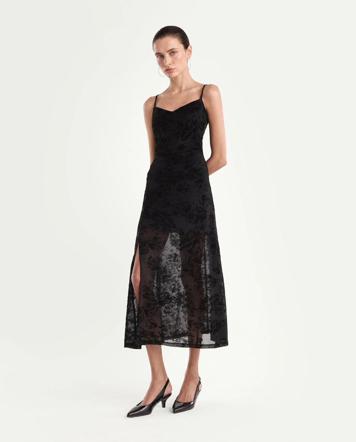 Rareism Women's Post Black Cotton Blend V-Neck Fit And Flare Floral Print Dress