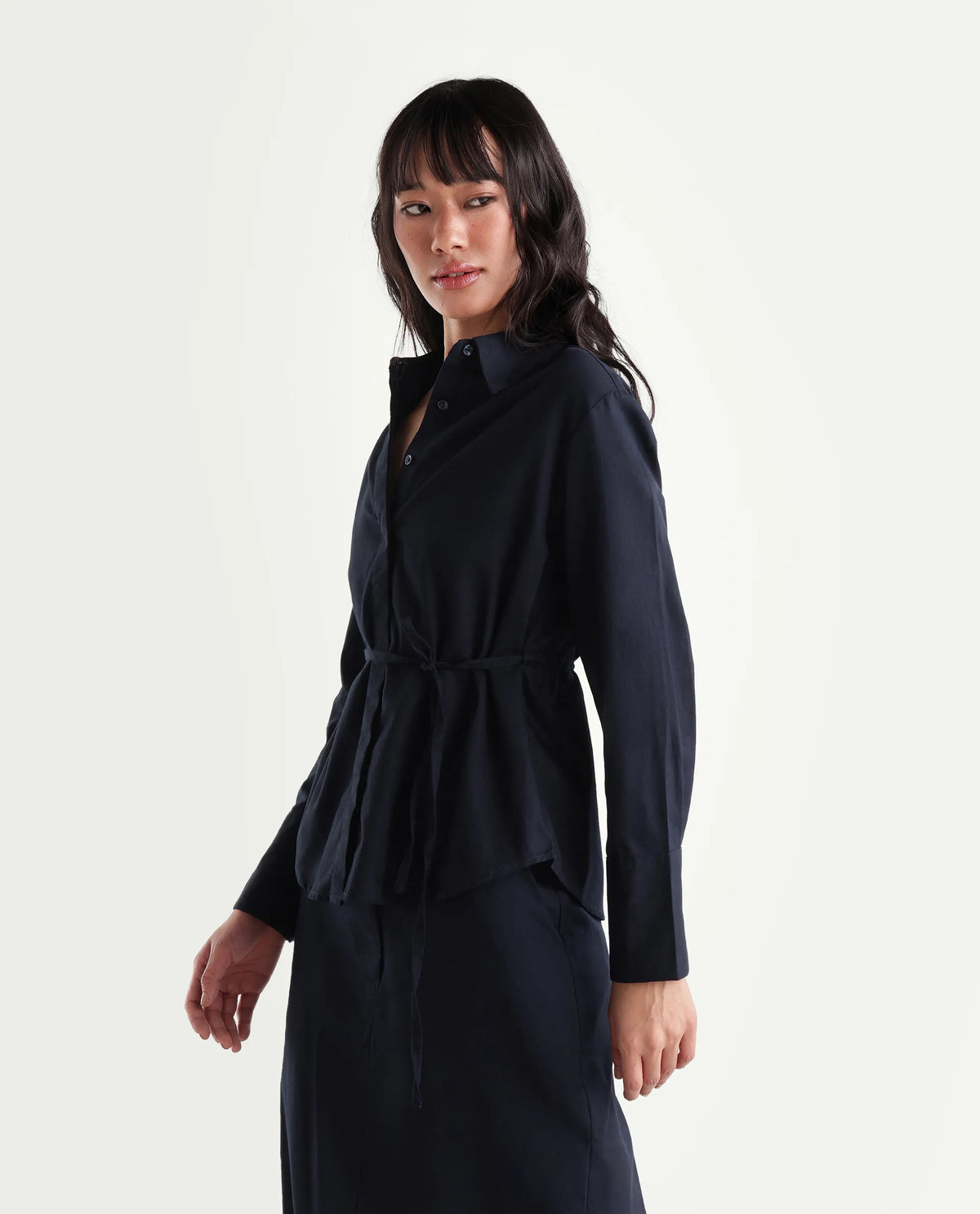 Rareism Women Onwop-T Primary Navy Cotton Spread Collar Plain Fitted Shirt