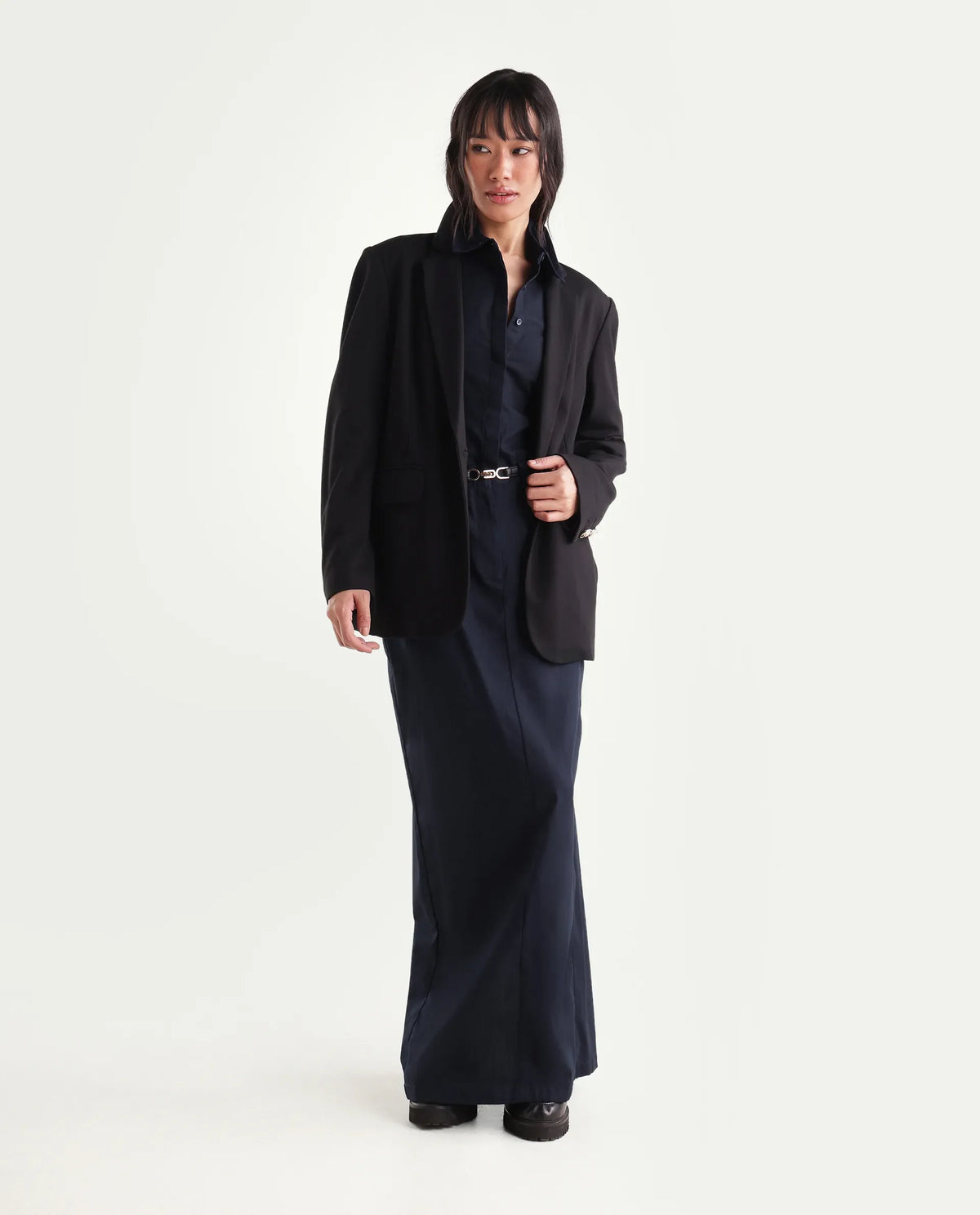 Rareism Women Onwop-B Primary Navy Cotton Plain Straight Skirt