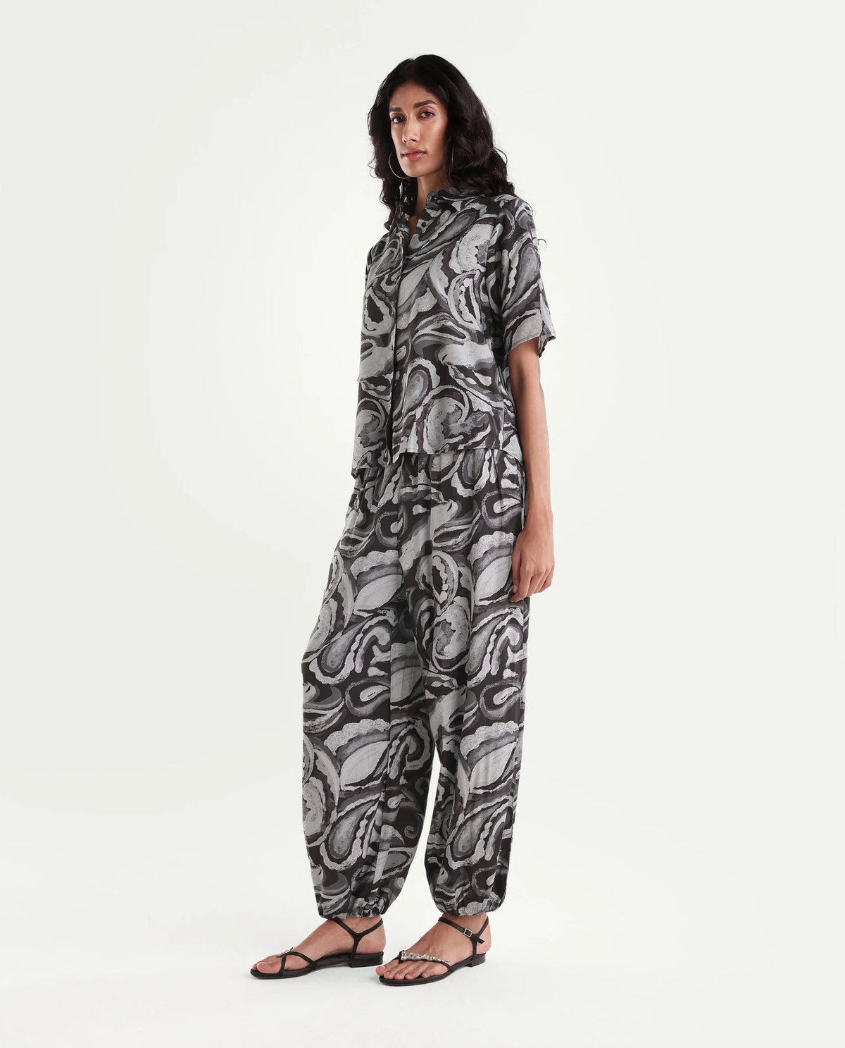 Rareism Womens Hammer Black Viscose Slouchy Abstract Print Trouser
