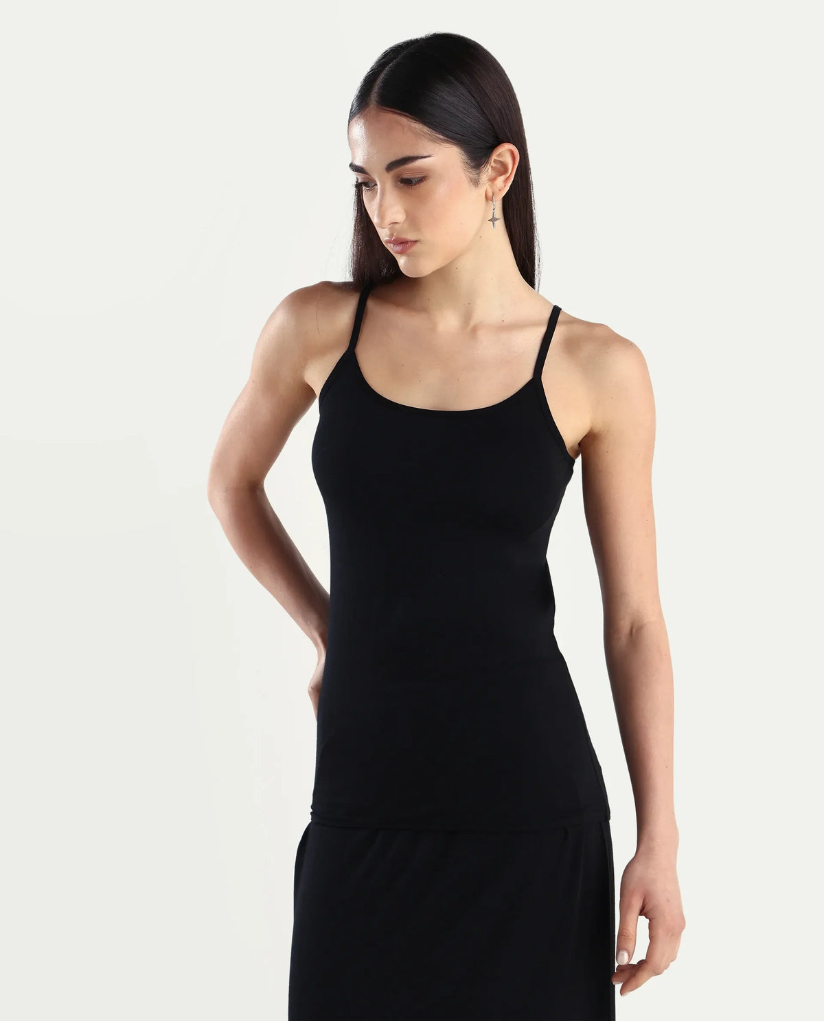 Rareism Women's Slipon Black Shoulder Strap Plain Shoulder Strap Regular Fit Inner Wear