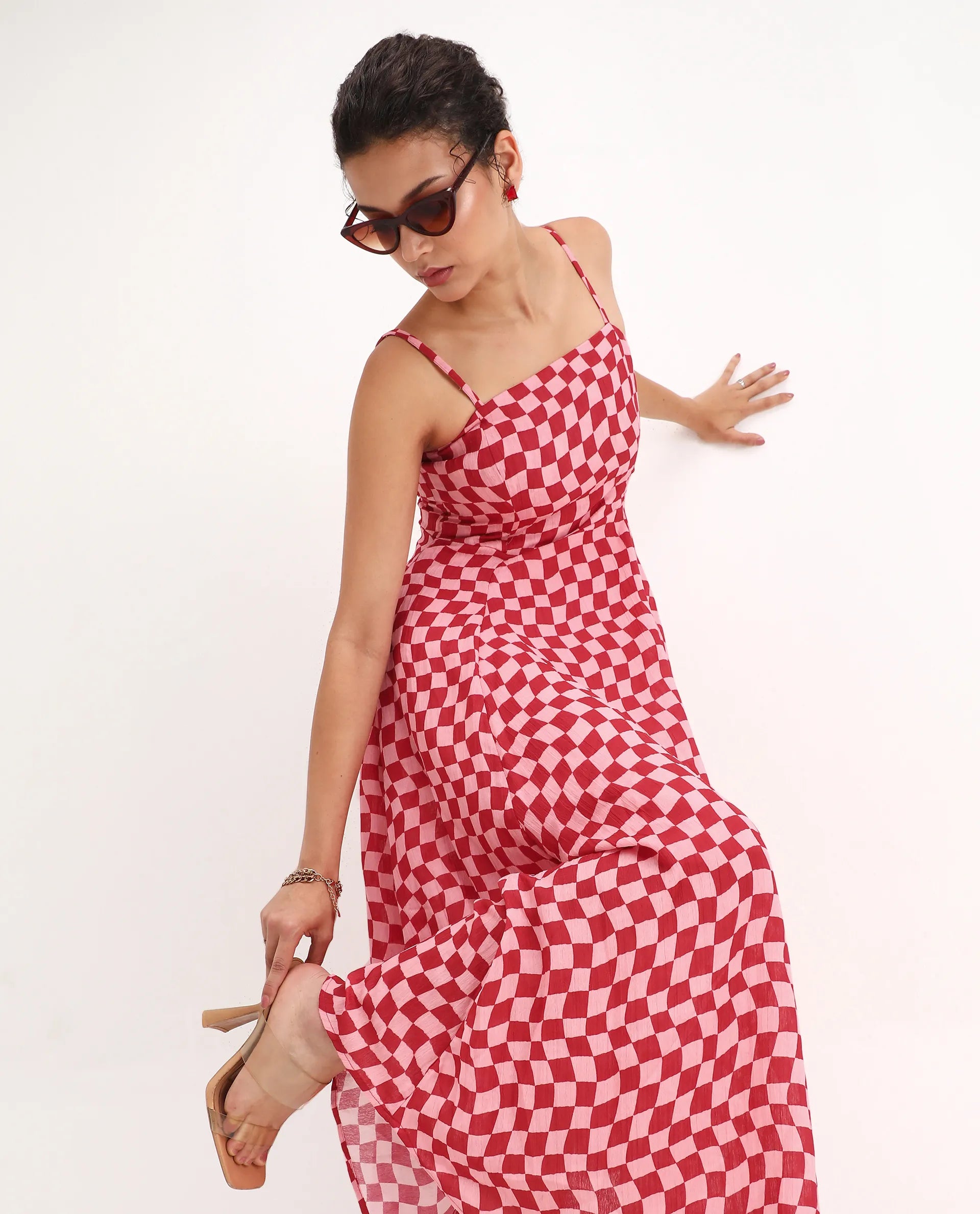 Rareism Women's Somtu Pink Polyester Shoulder Strap Geometric Print Shoulder Strap Midi Fit And Flare Dress