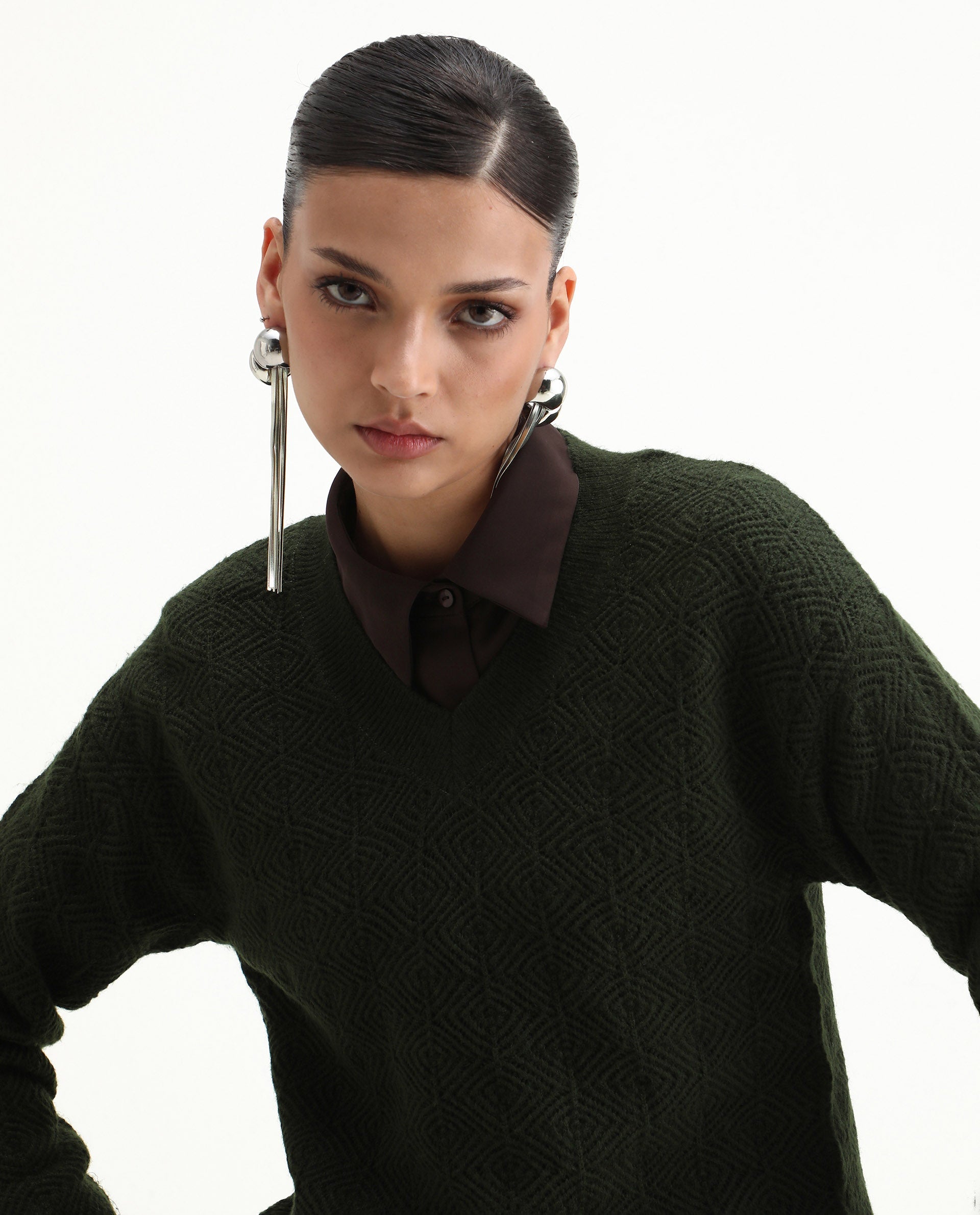 Rareism Women's Vihi Dark Olive Acrylic Blend V-Neck Plain Relaxed Fit Sweater