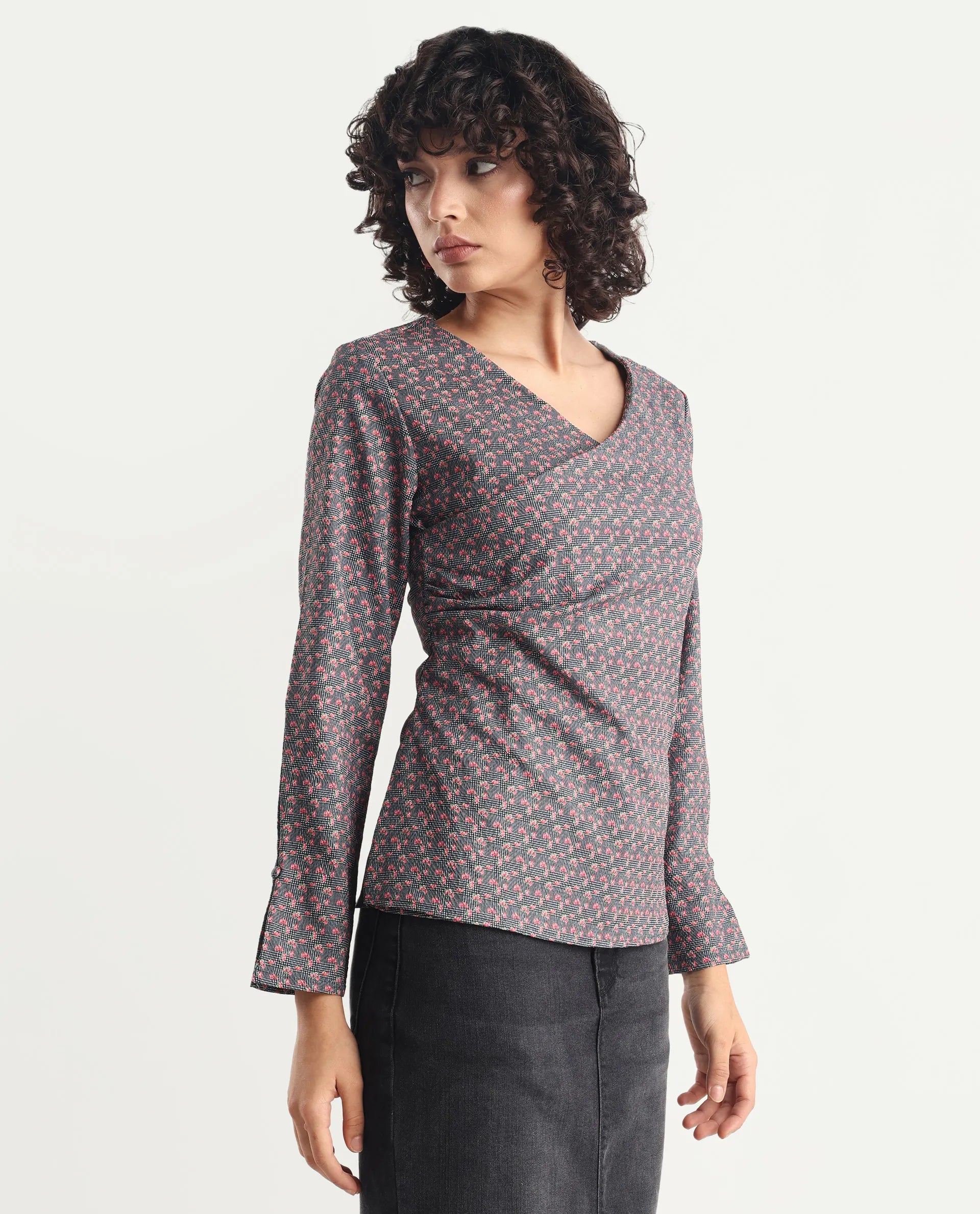 Rareism Women's Whabi Multi Cotton Blend V-Neck Floral Print Regular Fit Top