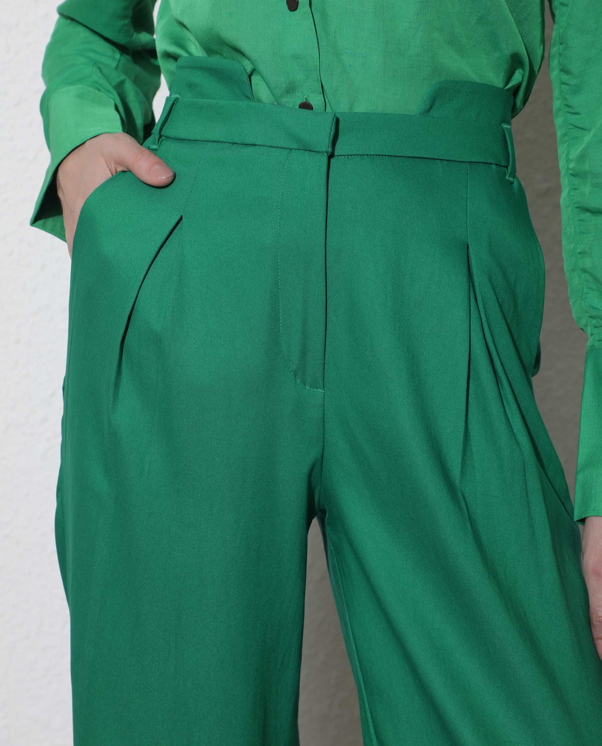 Viscose Linen Blend Pant in Green